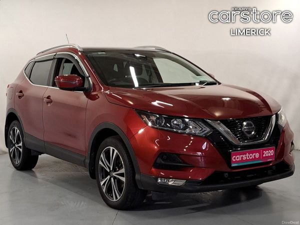 Nissan Qashqai MPV, Petrol, 2020, Red