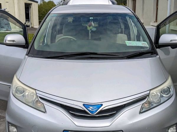 Toyota Estima MPV, Petrol Hybrid, 2011, Silver