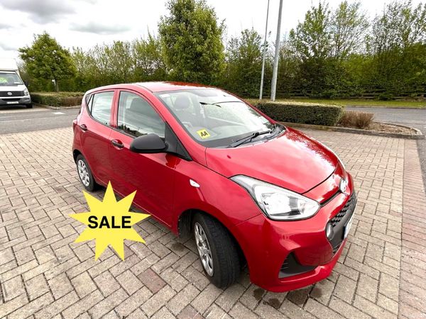 Hyundai i10 Hatchback, Petrol, 2017, Red