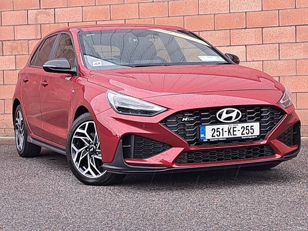 Hyundai i30 Hatchback, Petrol, 2025, Red