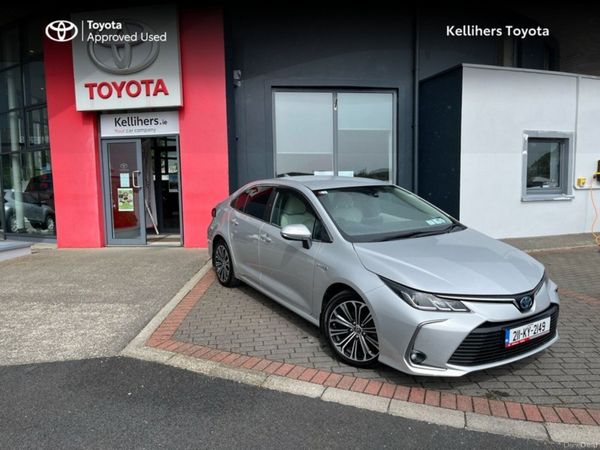 Toyota Corolla Saloon, Petrol Hybrid, 2021, Silver