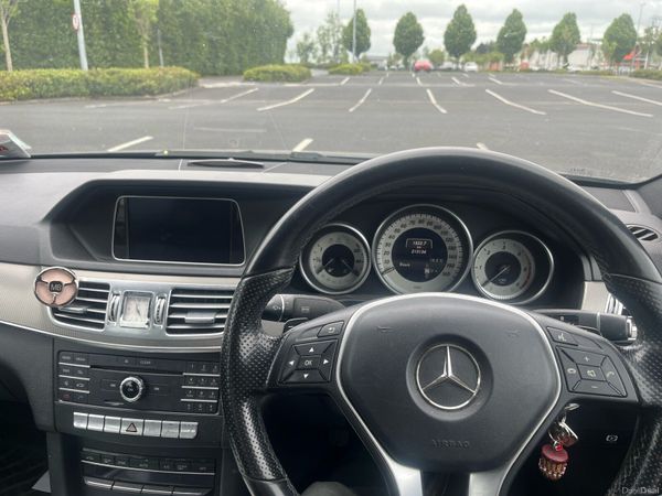 Mercedes-Benz E-Class Saloon, Diesel, 2016, Blue