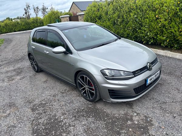 Volkswagen Golf Hatchback, Diesel, 2016, Silver