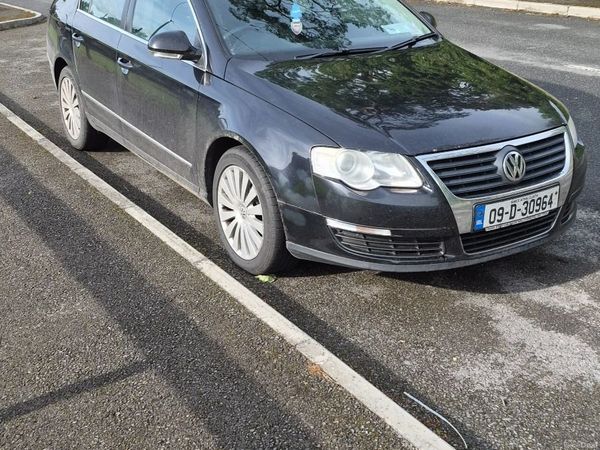 Volkswagen Passat Saloon, Diesel, 2009, Black