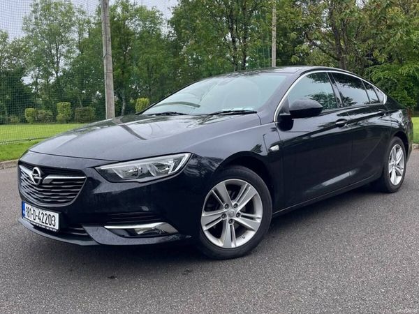 Opel Insignia Hatchback, Diesel, 2018, Black