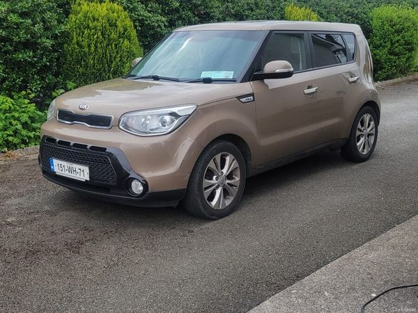 Kia Soul Hatchback, Diesel, 2015, Brown