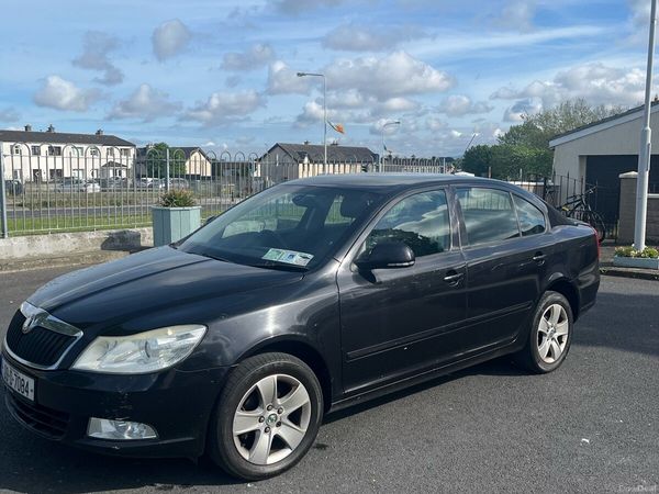 Skoda Octavia Hatchback, Diesel, 2009, Black
