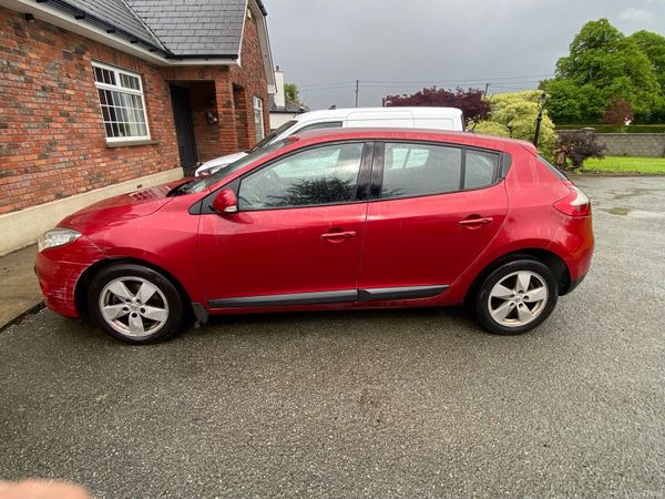 Renault Megane Hatchback, Diesel, 2009, Red