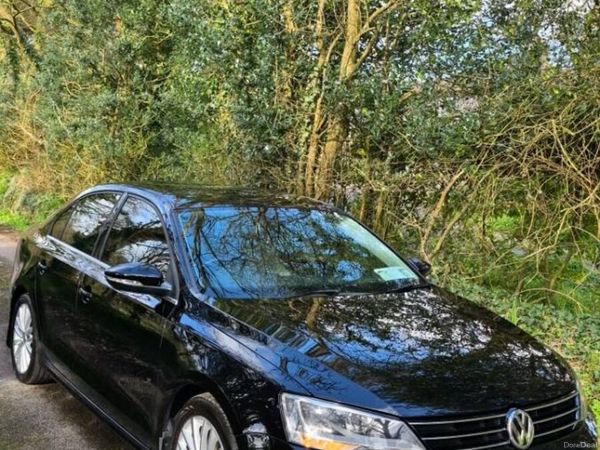 Volkswagen Jetta Saloon, Petrol, 2015, Black