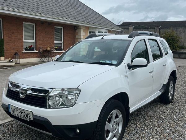 Dacia Duster SUV, Diesel, 2014, White