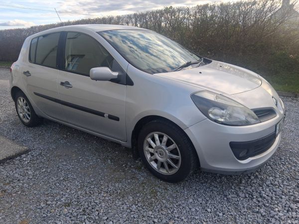 Renault Clio Hatchback, Petrol, 2008, Silver