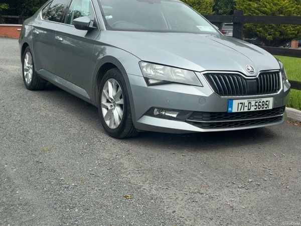 Skoda Superb Hatchback, Diesel, 2017, Grey