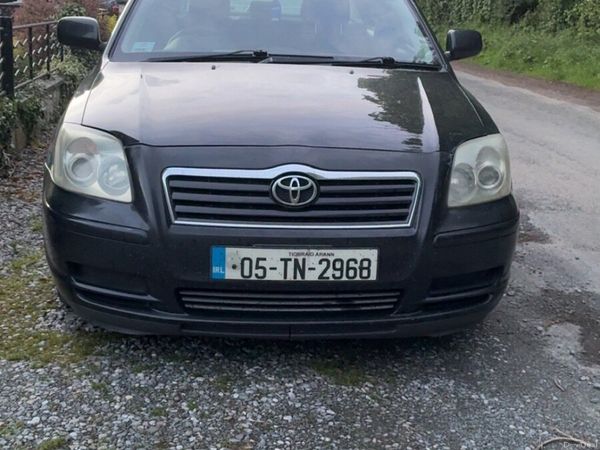 Toyota Avensis Saloon, Petrol, 2005, Black