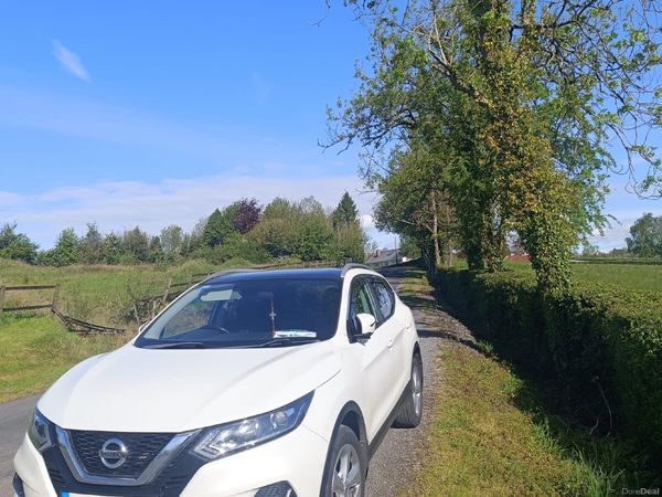 Nissan Qashqai MPV, Diesel, 2020, White