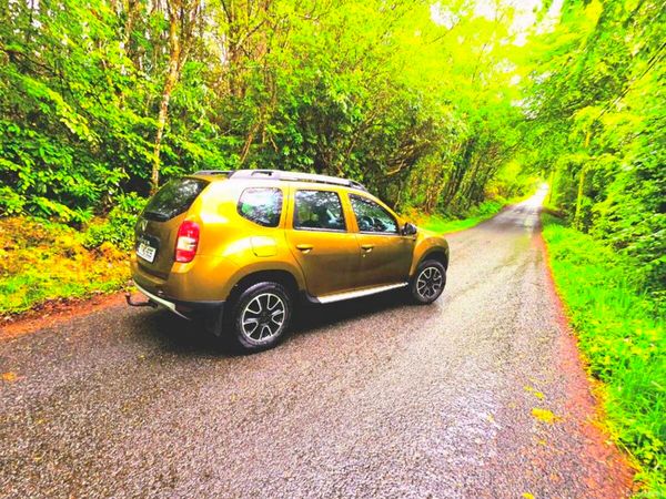 Dacia Duster SUV, Diesel, 2017, Green