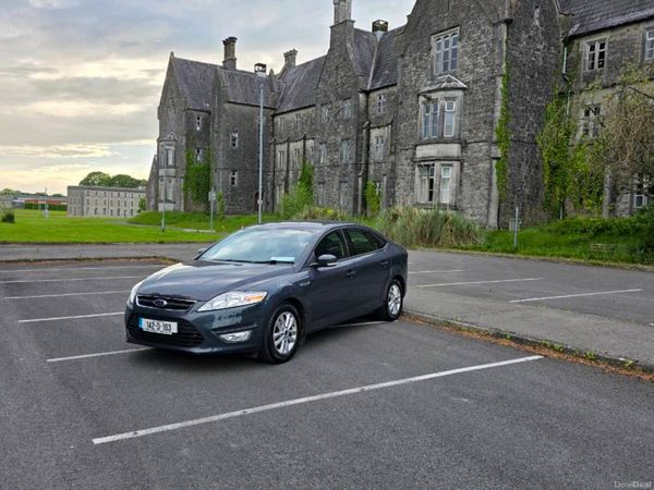 Ford Mondeo Hatchback, Diesel, 2014, Grey