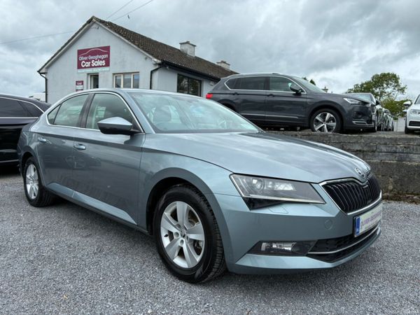 Skoda Superb Hatchback, Diesel, 2018, Grey