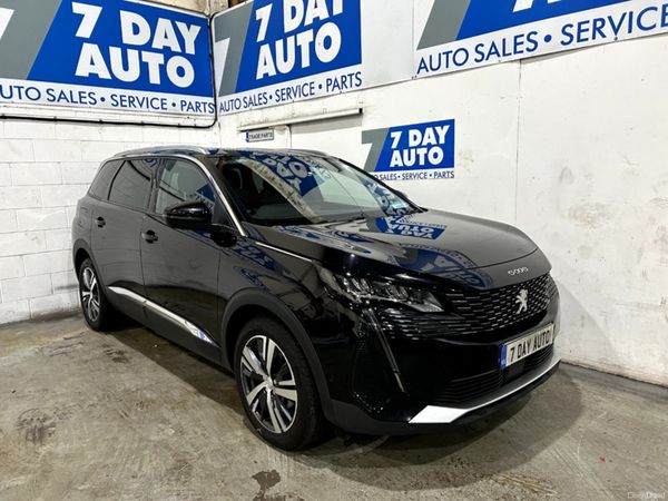 Peugeot 5008 MPV, Diesel, 2022, Black