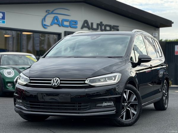 Volkswagen Touran MPV, Diesel, 2022, Black
