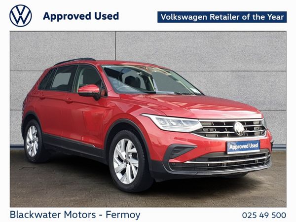 Volkswagen Tiguan SUV, Diesel, 2023, Red