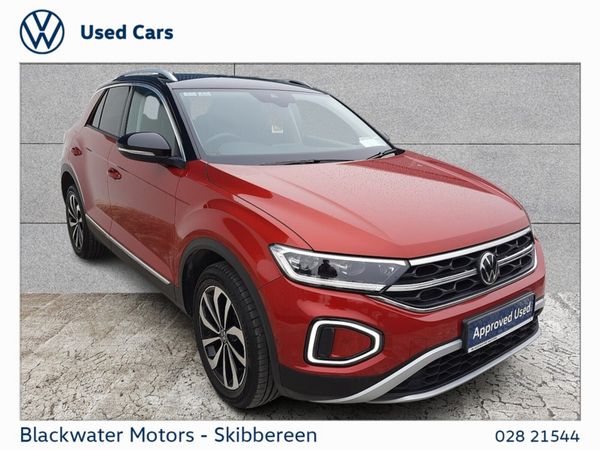 Volkswagen T-Roc Hatchback, Diesel, 2023, Red