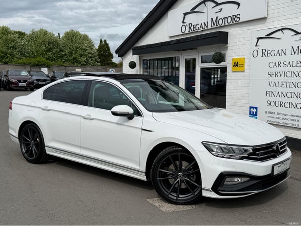 Volkswagen Passat Saloon, Diesel, 2022, White