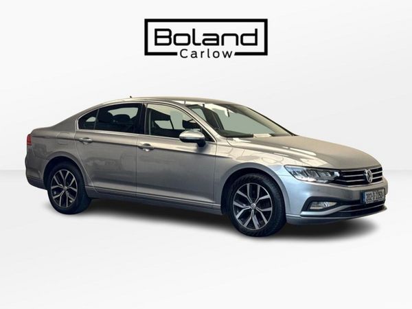 Volkswagen Passat Saloon, Diesel, 2020, Silver
