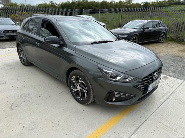 Hyundai i30 Hatchback, Diesel, 2022, Grey