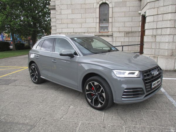 Audi Q5 SUV, Petrol Plug-in Hybrid, 2021, Grey