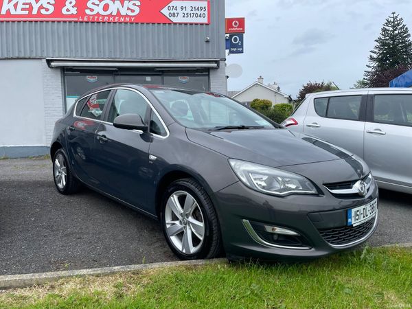 Vauxhall Astra Hatchback, Petrol, 2015, Grey