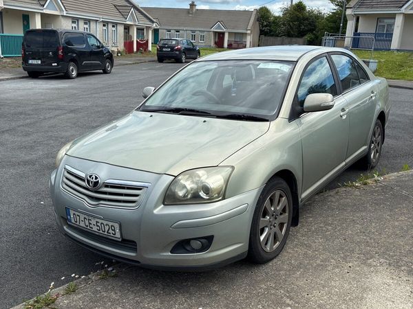 Toyota Avensis Saloon, Petrol, 2007, Green