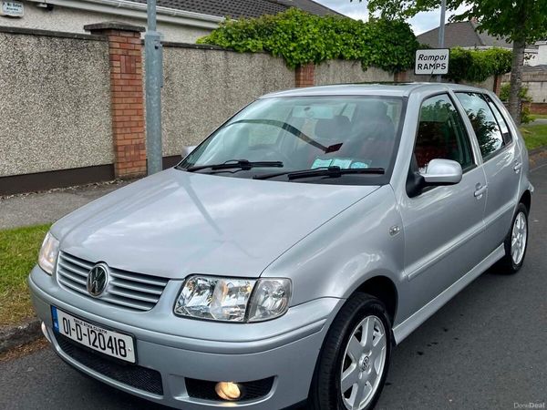 Volkswagen Polo Hatchback, Petrol, 2001, Silver