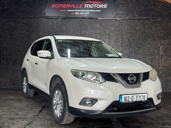 Nissan X-Trail SUV, Petrol Hybrid, 2016, White