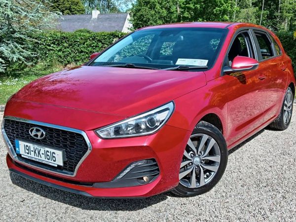 Hyundai i30 Hatchback, Diesel, 2019, Red