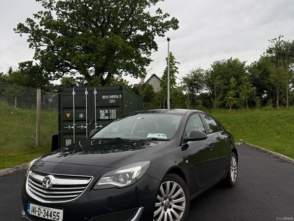 Vauxhall Insignia Hatchback, Diesel, 2014, Black