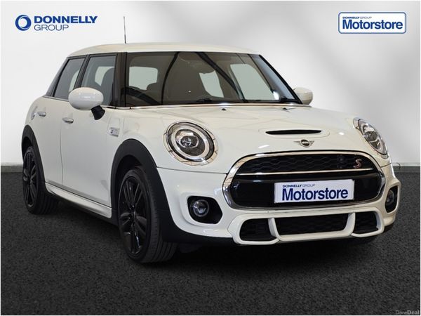Mini Cooper Hatchback, Petrol, 2020, White