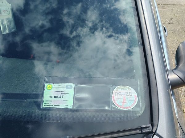 Volkswagen Passat Saloon, Diesel, 2006, Grey