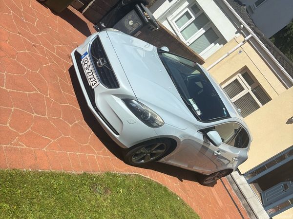 Volvo V40 Hatchback, Petrol, 2013, Grey