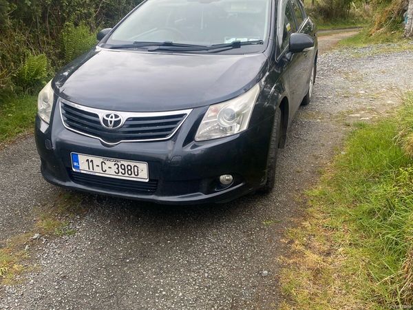 Toyota Avensis Saloon, Diesel, 2011, Grey