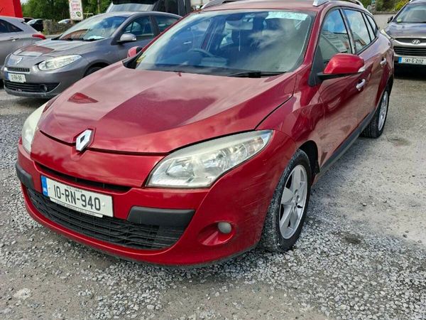 Renault Scenic MPV, Diesel, 2010, Red