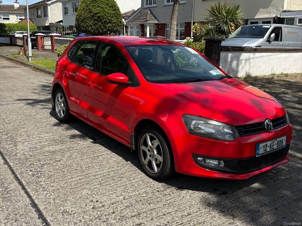 Volkswagen Polo Hatchback, Petrol, 2012, Red