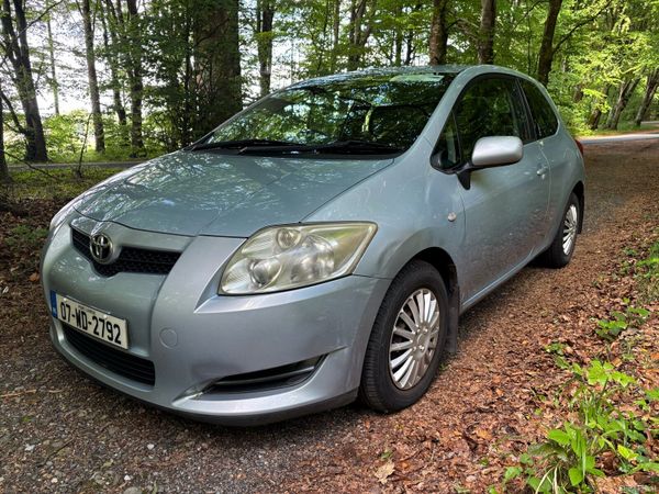 Toyota Auris Hatchback, Petrol, 2007, Blue