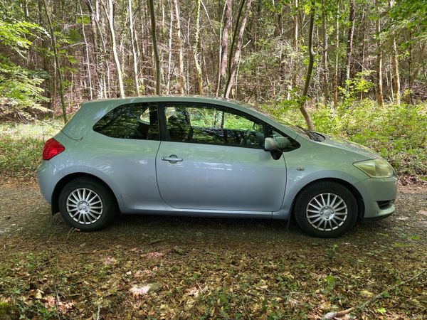 Toyota Auris Hatchback, Petrol, 2007, Blue