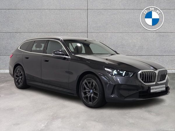 BMW i5 Estate, Electric, 2025, Grey
