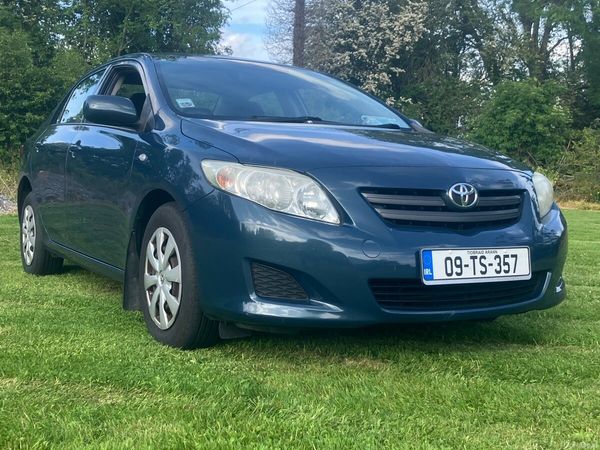 Toyota Corolla Saloon, Diesel, 2009, Blue