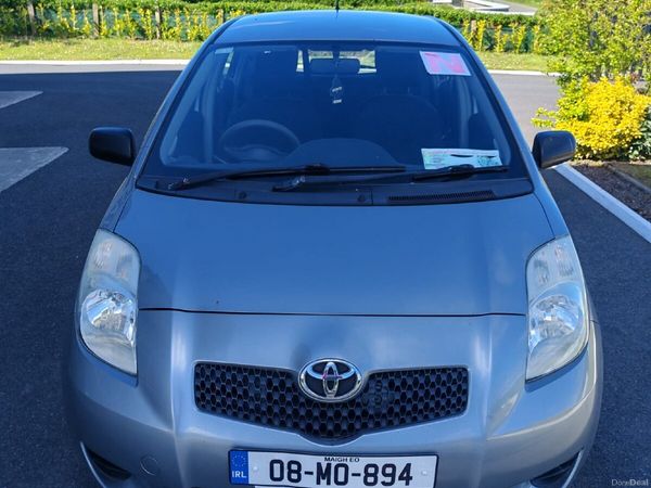 Toyota Yaris Hatchback, Petrol, 2008, Silver