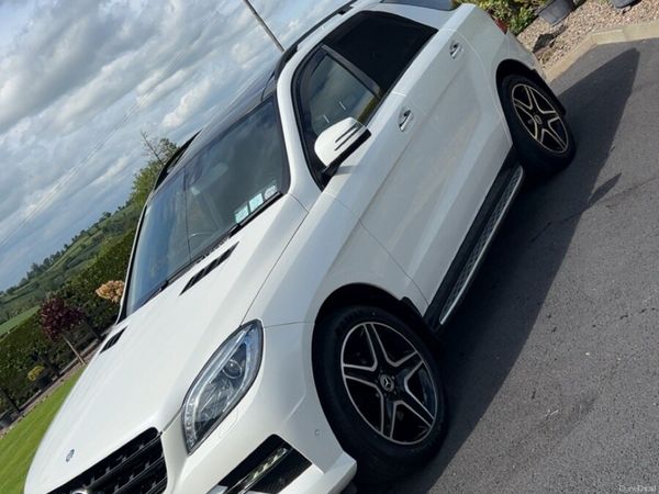 Mercedes-Benz M-Class SUV, Diesel, 2015, White