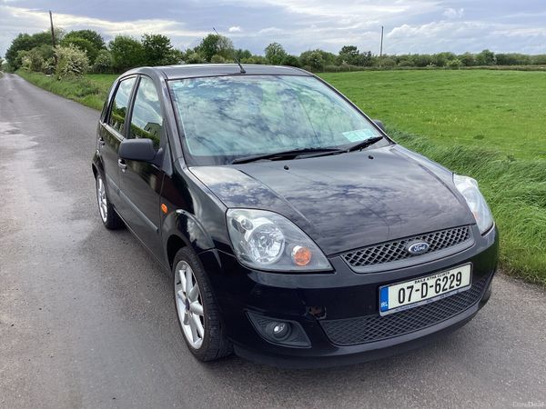Ford Fiesta Hatchback, Petrol, 2007, Black