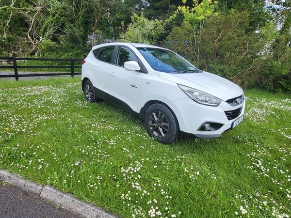 Hyundai ix35 SUV, Diesel, 2015, White