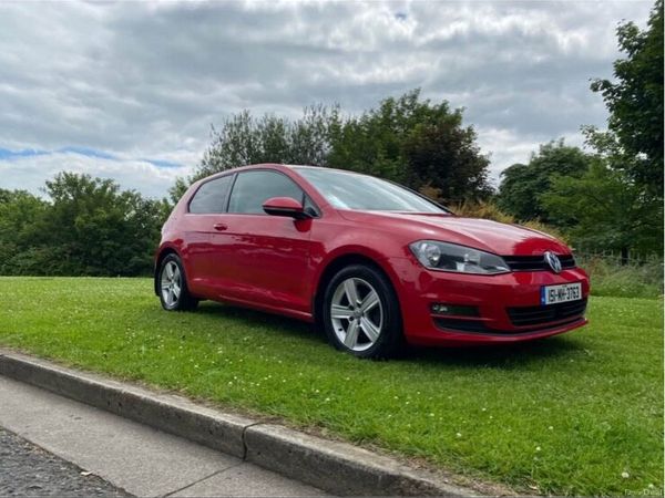 Volkswagen Golf Hatchback, Diesel, 2015, Red